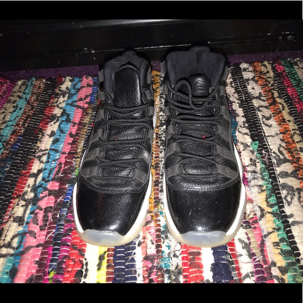 Jordan’s 11 black & white
